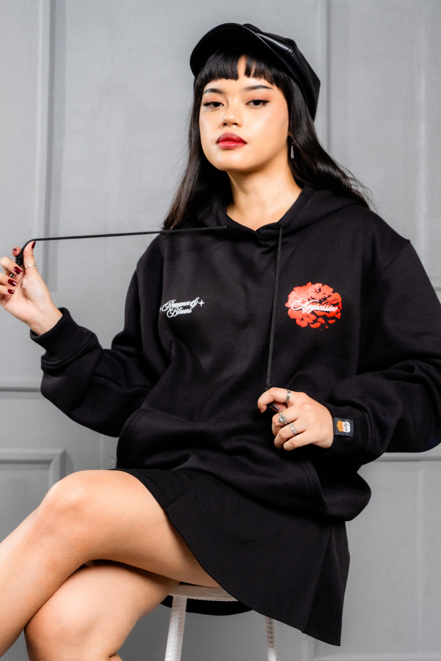 BLOSSOM PULLOVER HOODIE
